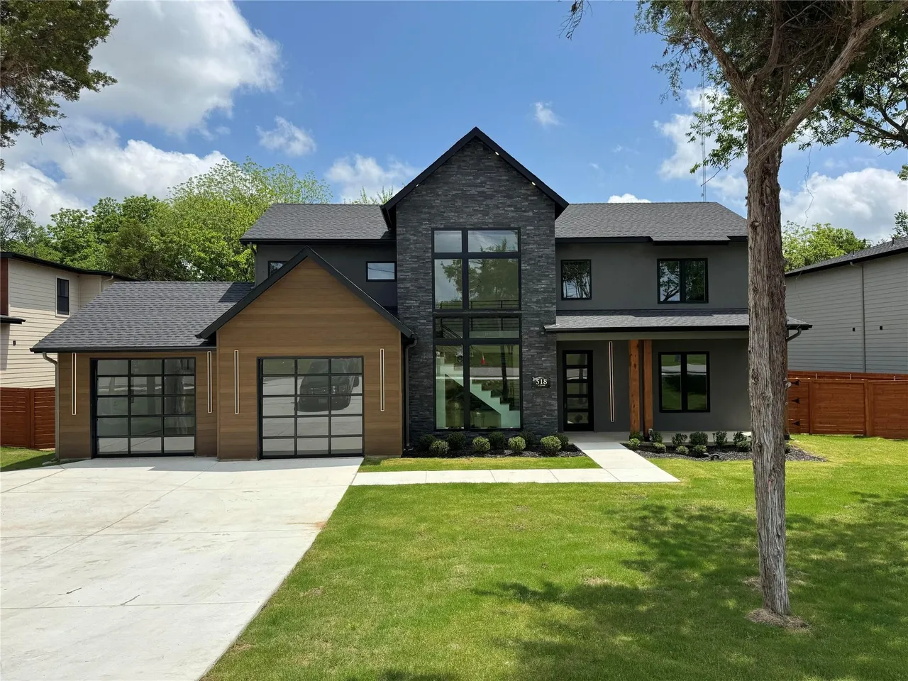 518 S Clark – Sold 599,999