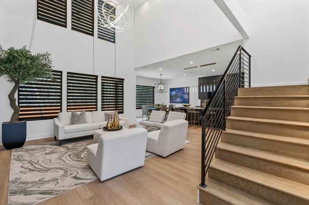 4b2ed4bdf75f7d850e58656d121006efl-m4267963045rd-w1280_h960