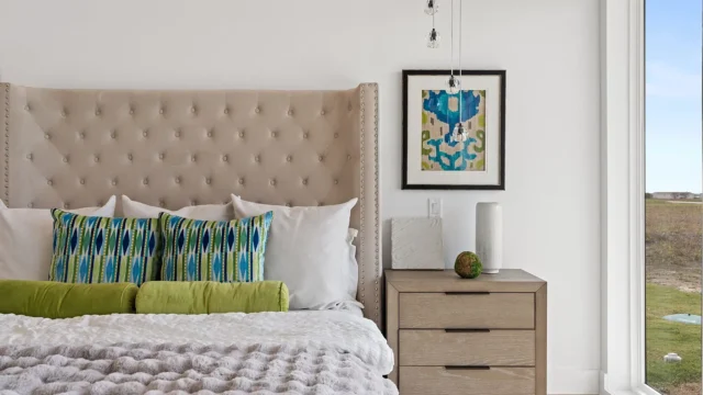 6514a1393b2c2b536cf941bec19cb4ac-uncropped_scaled_within_1536_1152