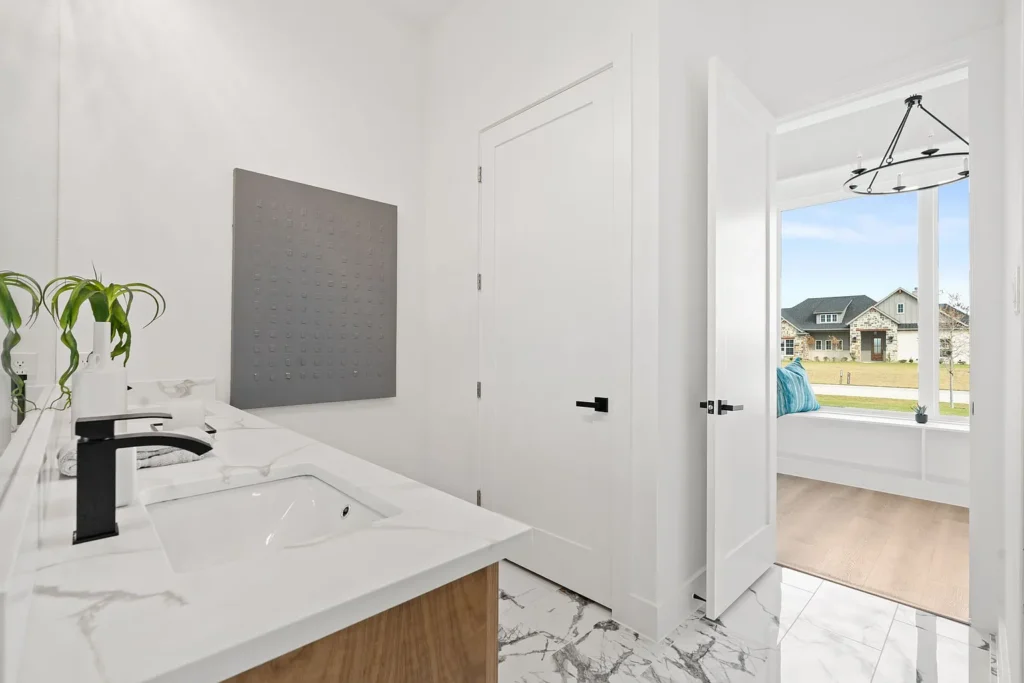 ab9c9d2a58e5e9ca245ae391bce719cf-uncropped_scaled_within_1536_1152